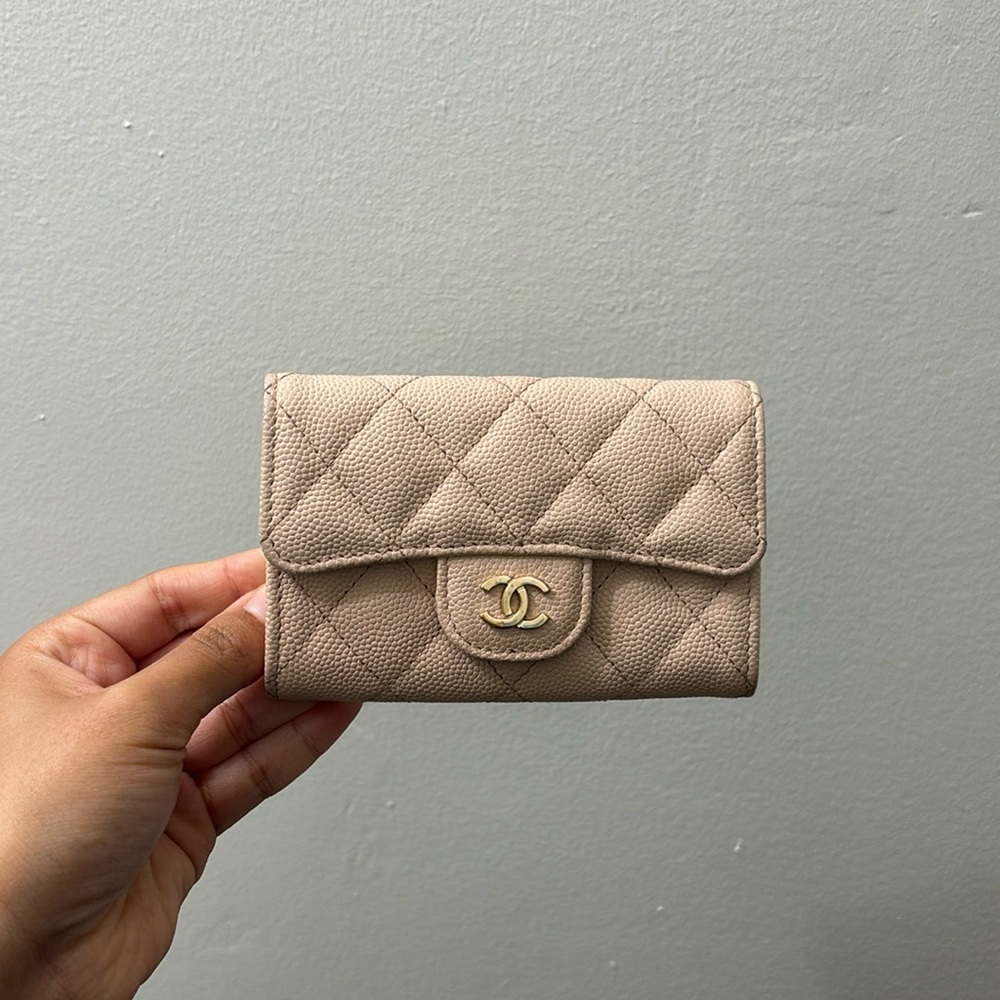 Caviar Quilted Flap Card Holder Wallet Light Pink